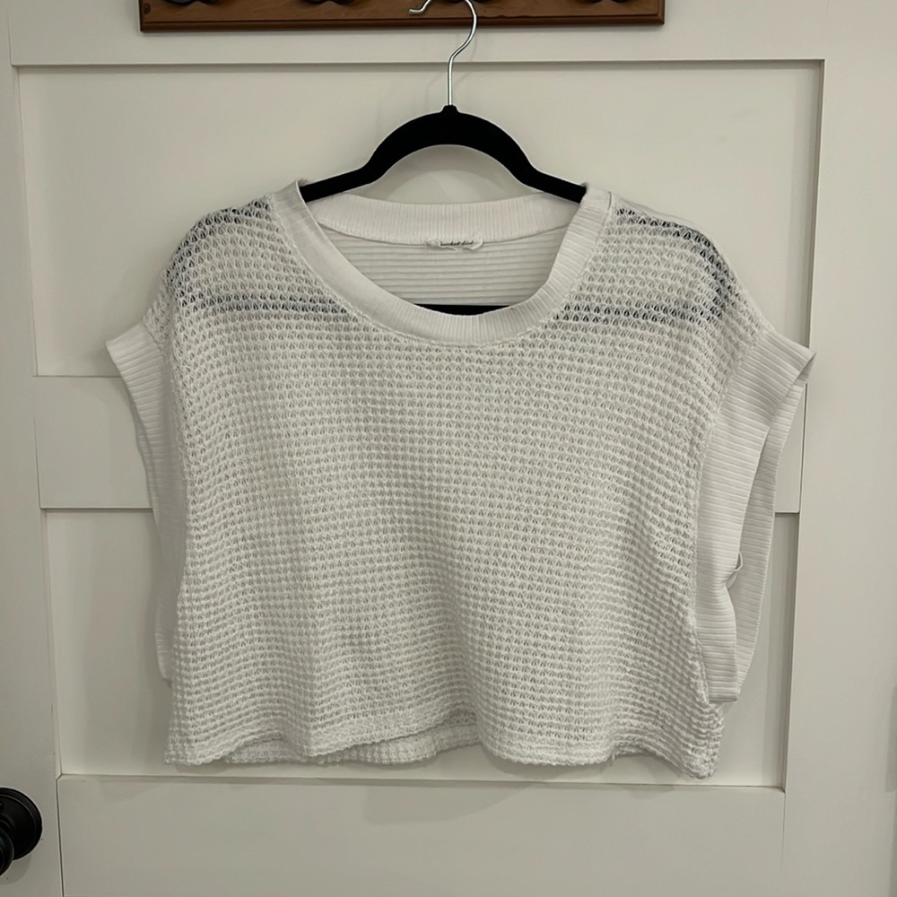White knitted top